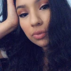 Meet your Posher, Lesli